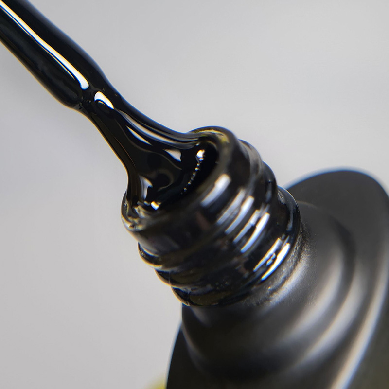 IZZY Premium Black чорний гель-лак для манікюру, 10 г