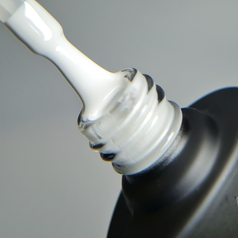 IZZY Premium White білий гель-лак для манікюру, 10 мл