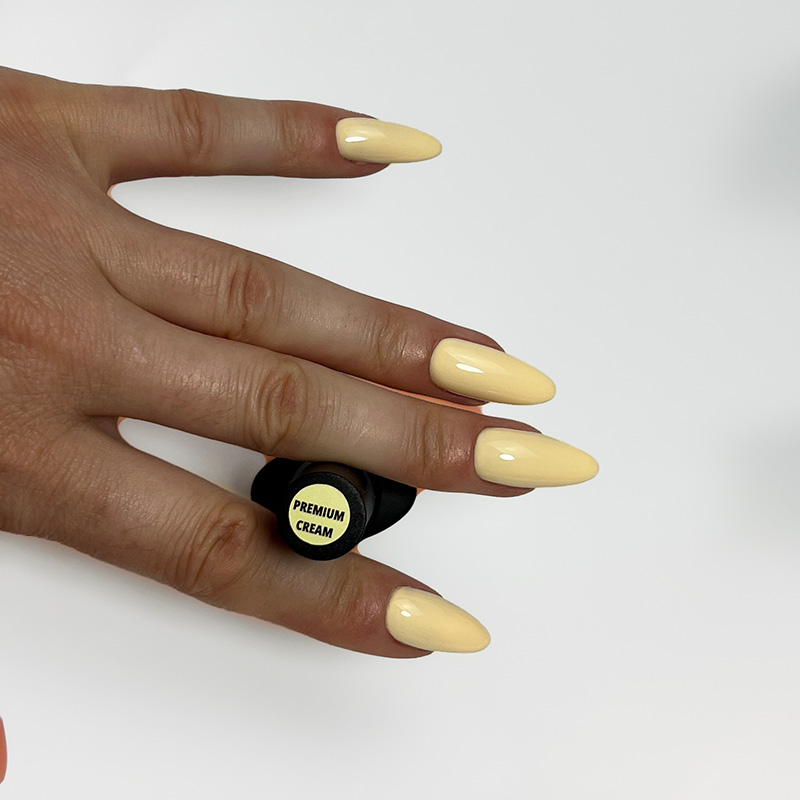 IZZY Premium Cream жовтий гель-лак - відтінок вершкового масла, 10 мл