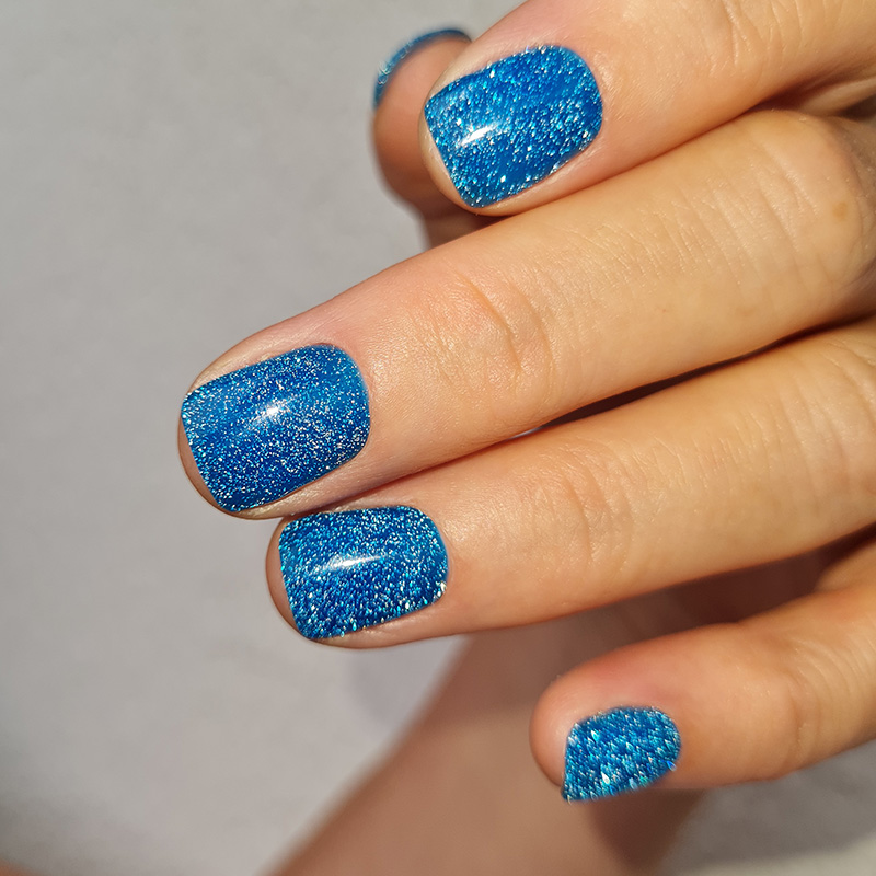 Світловідбивний гель-лак для манікюру синій IZZY Reflect 02 — 10 мл