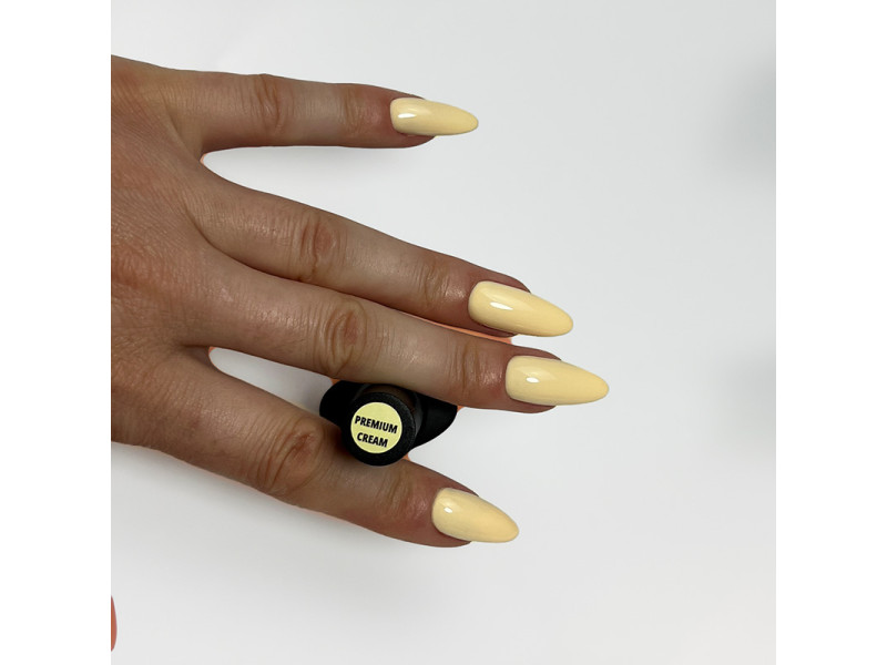 Відтінок для побачень, офісу і відпустки — універсальність "вершкового масла"