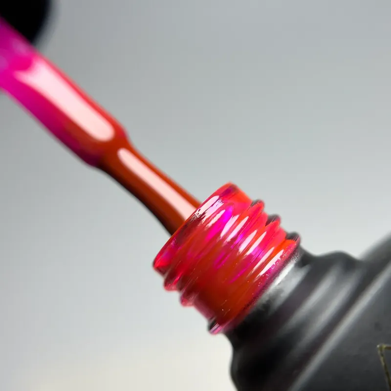 IZZY Bloom Pink рожевий вітражний гель-лак, 10 г