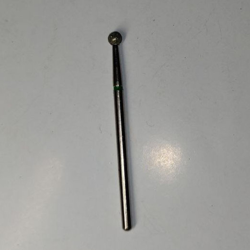 Алмазна фреза для манікюру, форма шар, насічка — червона