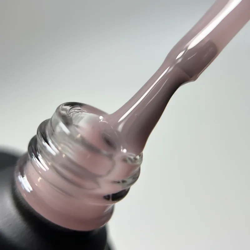 Камуфлююча  напівпрозора база для манікюру  IZZY Hard Base 06, 15 мл