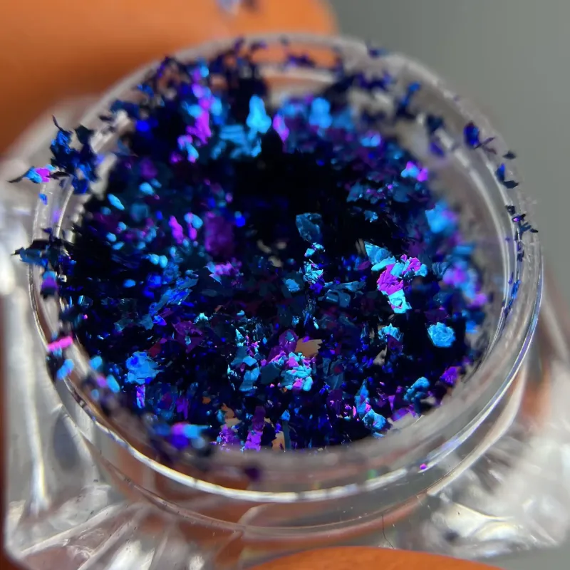 Пластівці Юкі темно-сині - декор для манікюру