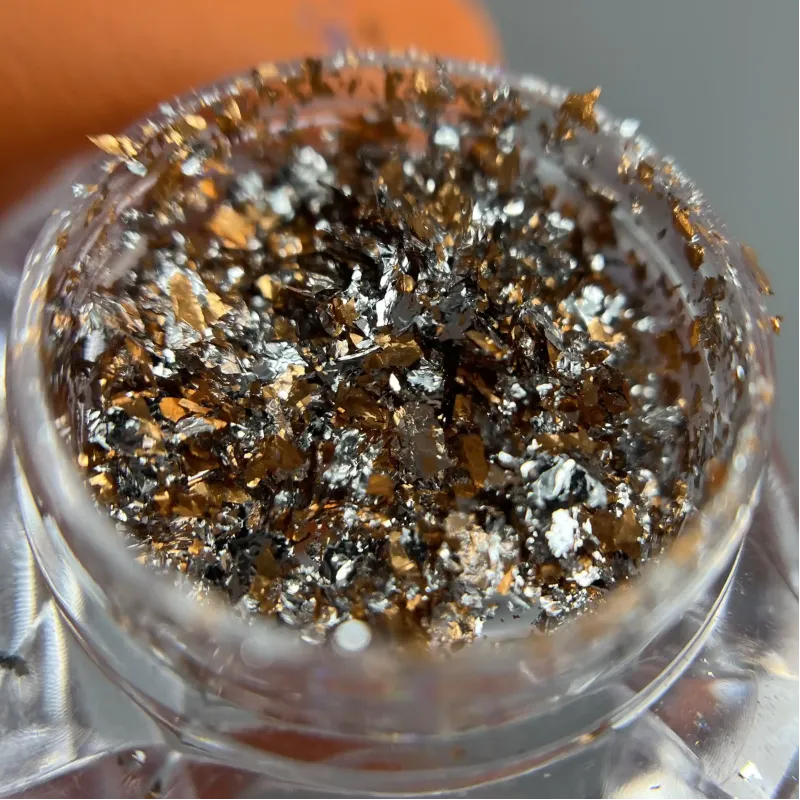 Пластівці Юкі срібно-золоті - декор для манікюру